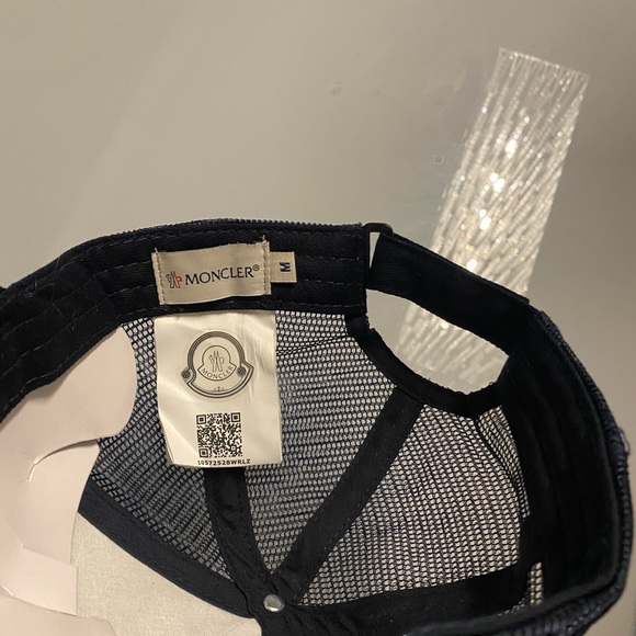 Moncler Black and White Trucker Cap boys 6-8 years - Picture 7 of 7